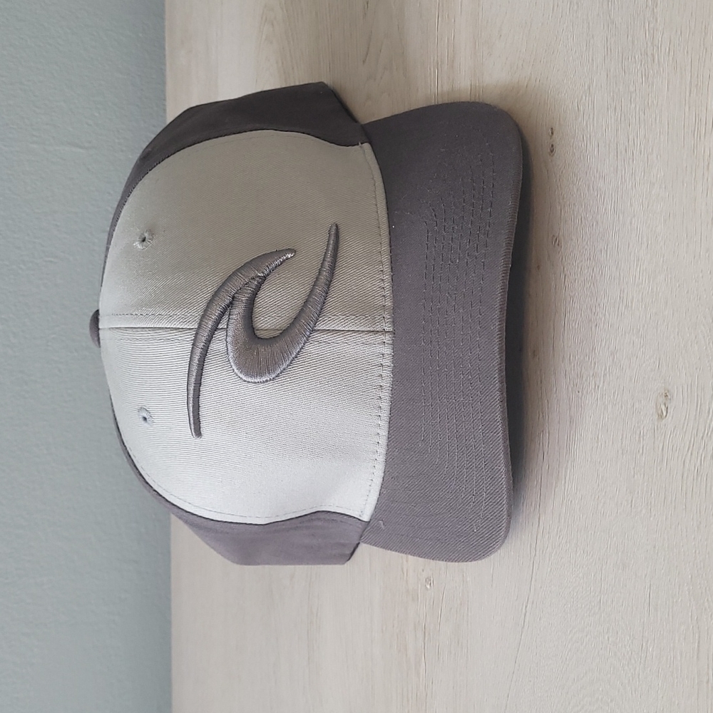 Rip curl fitted hat